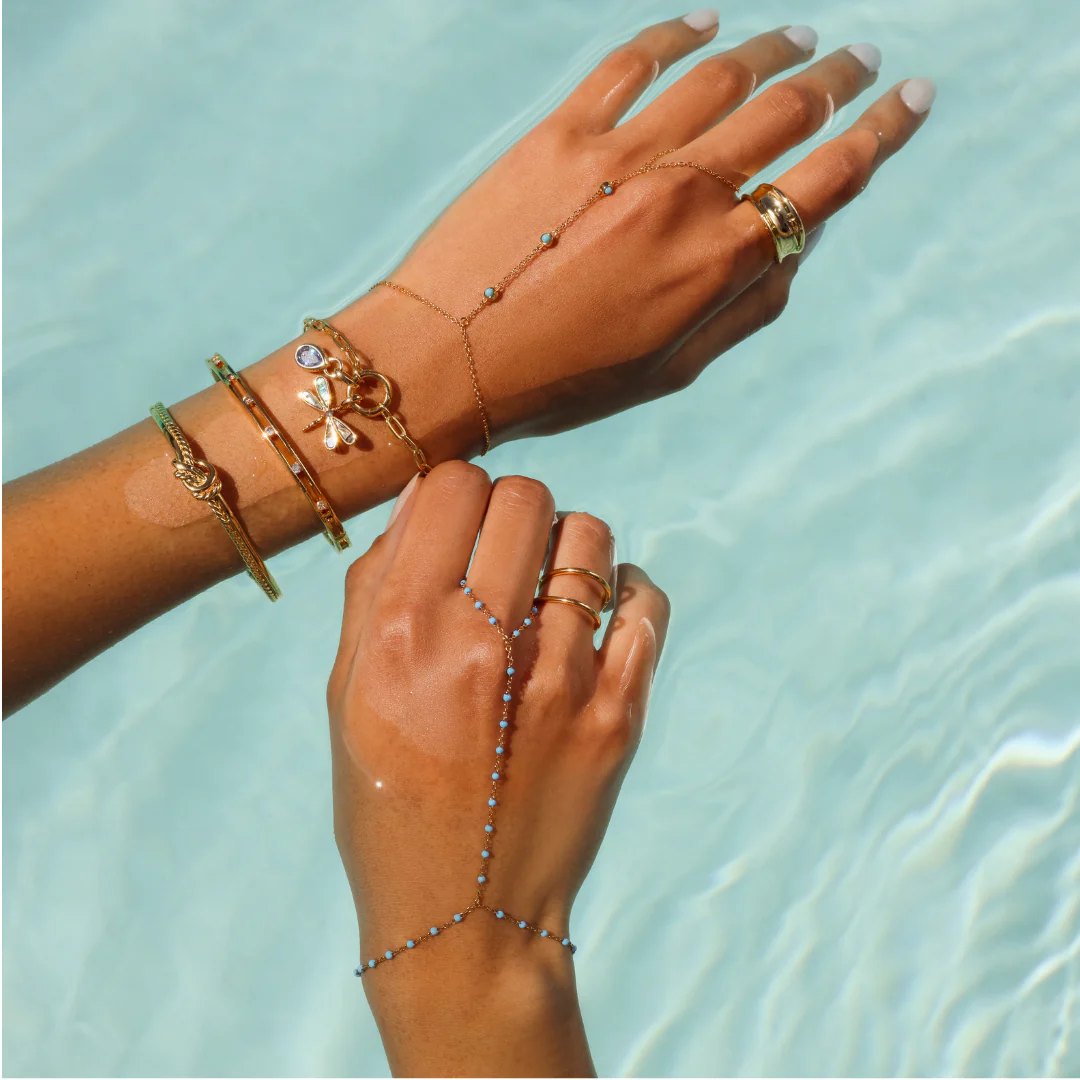 BRACELET