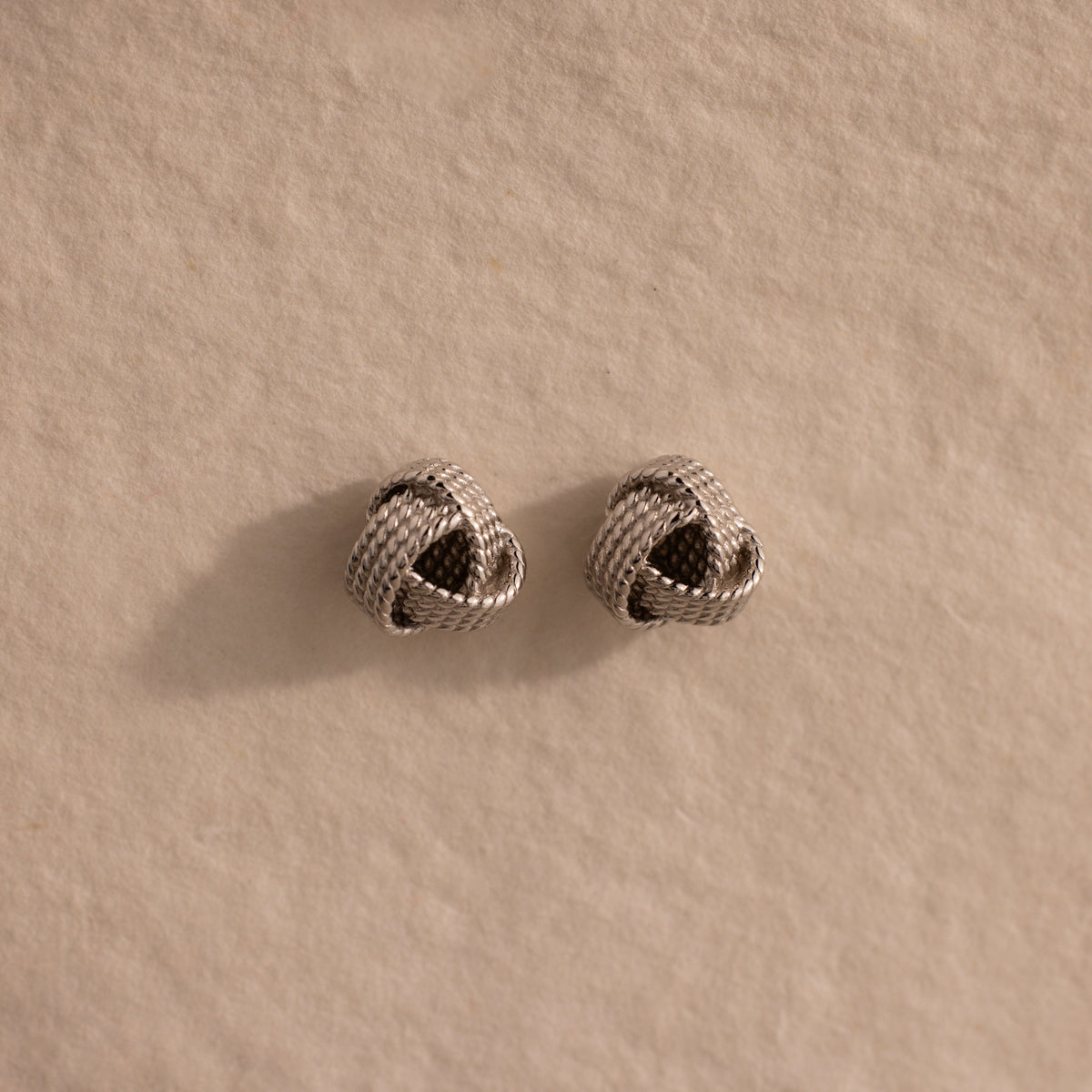 Rope Knot Studs
