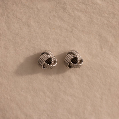 Rope Knot Studs