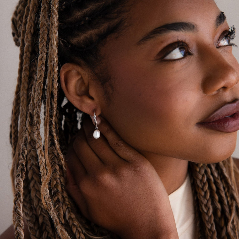 Margot Pearl Hoops