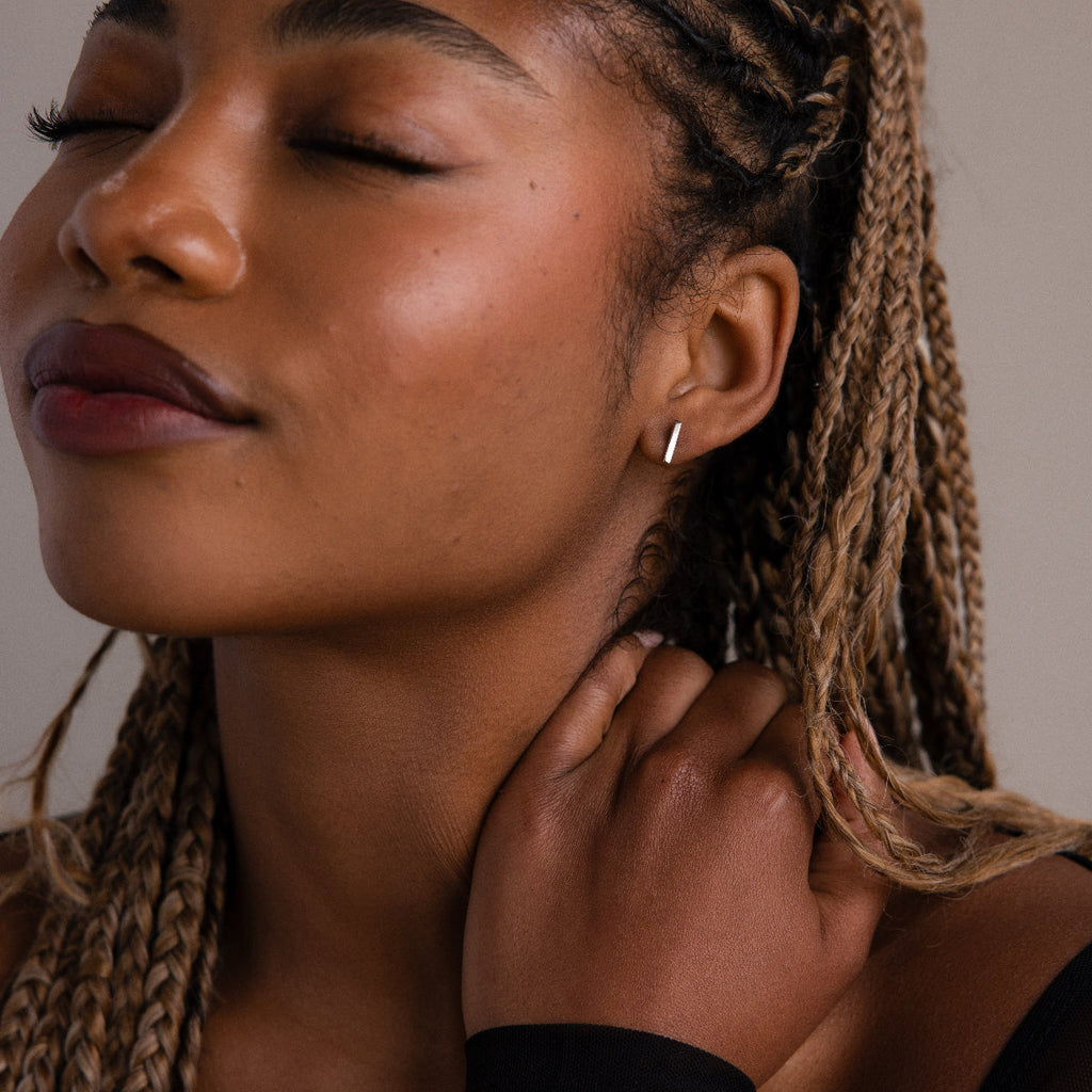 Dainty Bar Studs