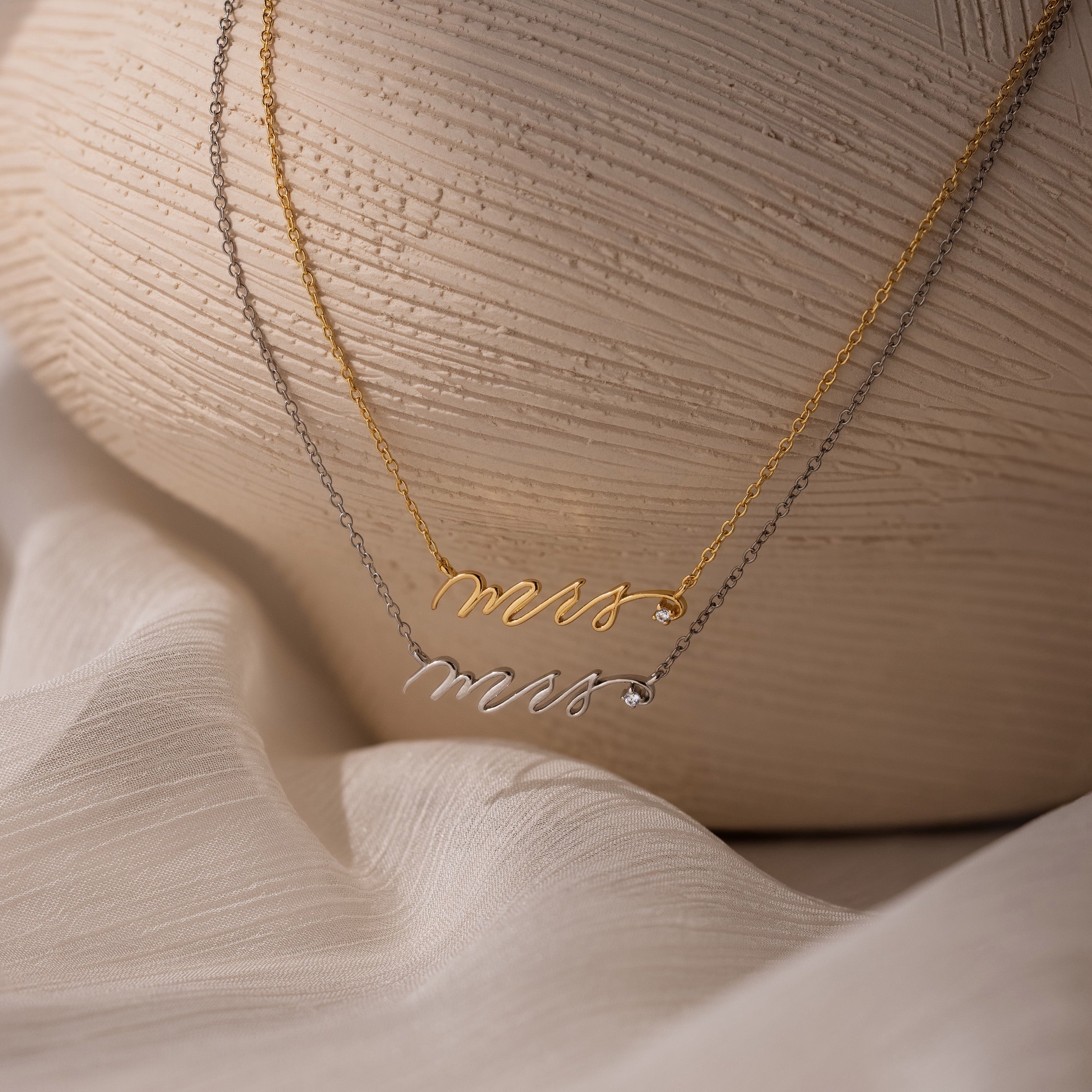 Mrs. Necklace