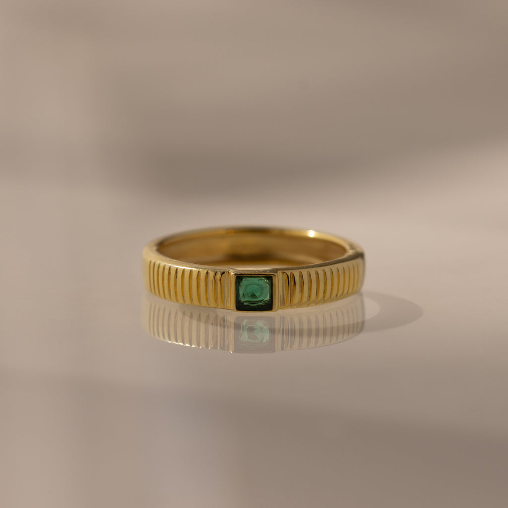 Ribbed Birthstone Band