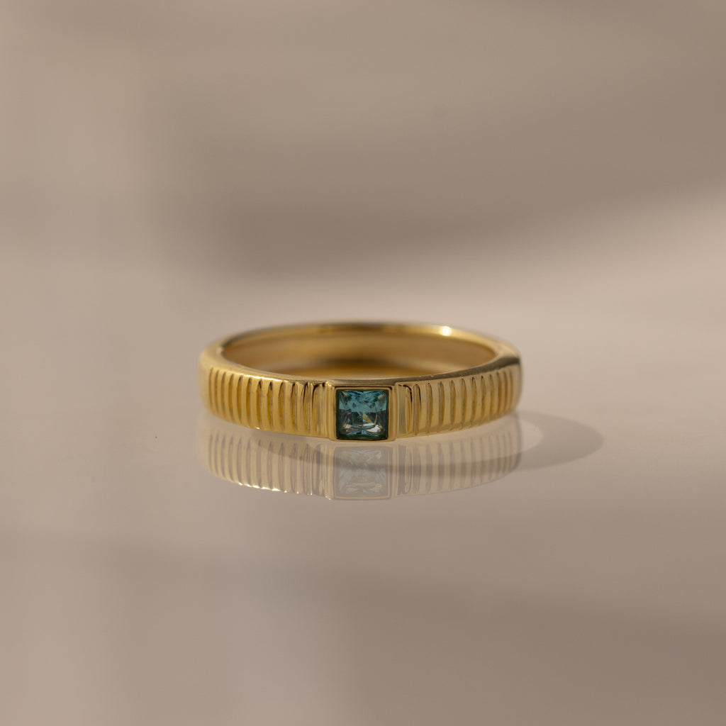 Ribbed Birthstone Band