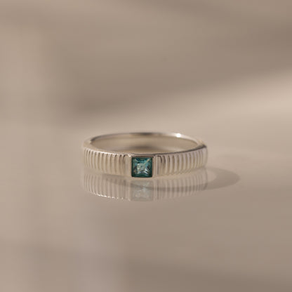 Ribbed Birthstone Band