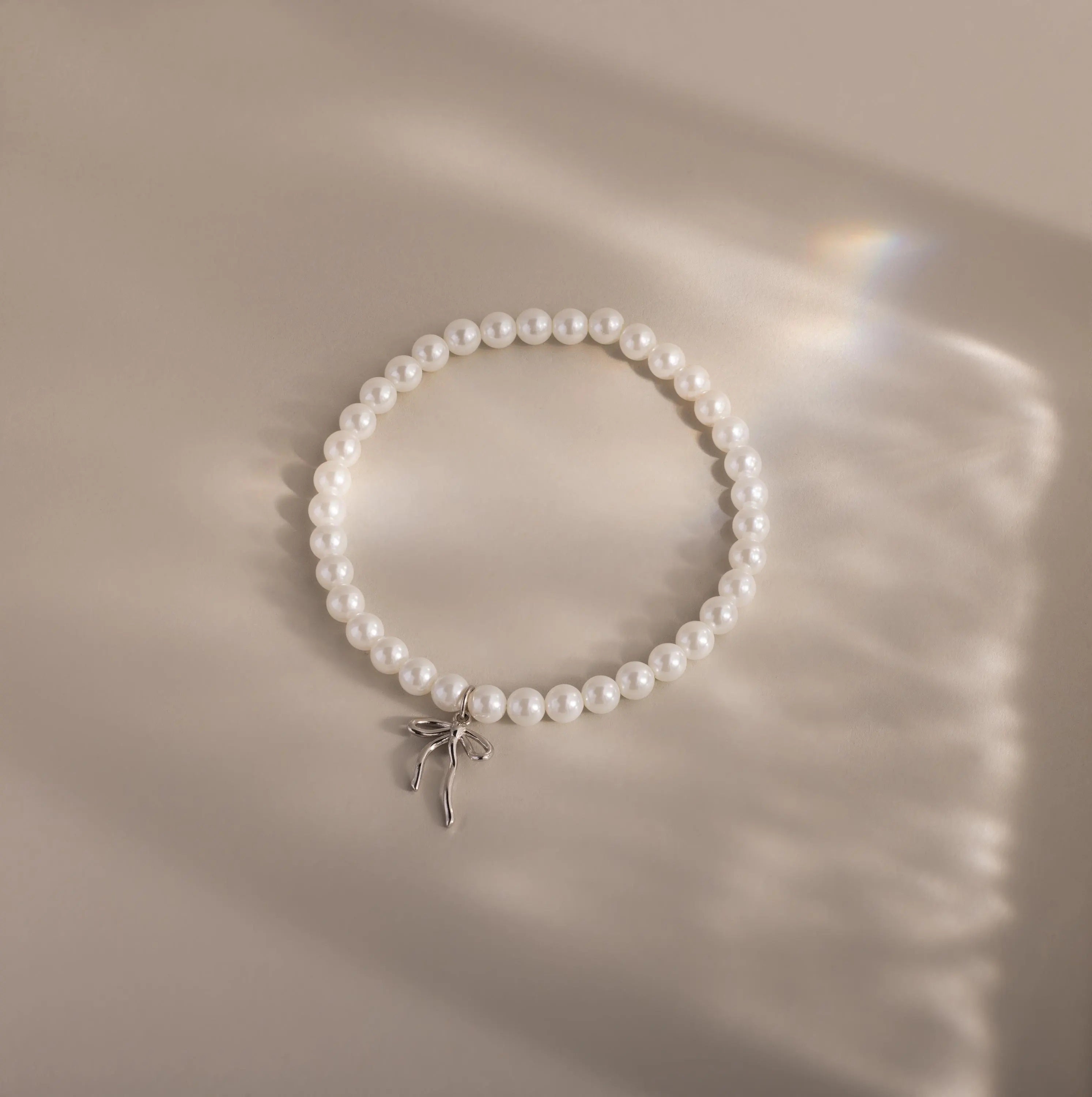 Bow Pearl Bracelet
