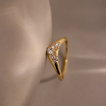 Sunrise Diamond Curve Ring