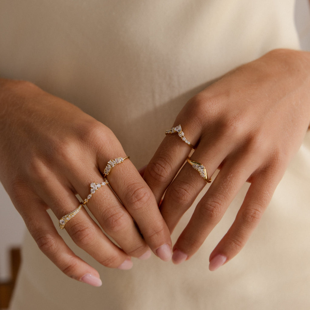 Sunrise Diamond Curve Ring