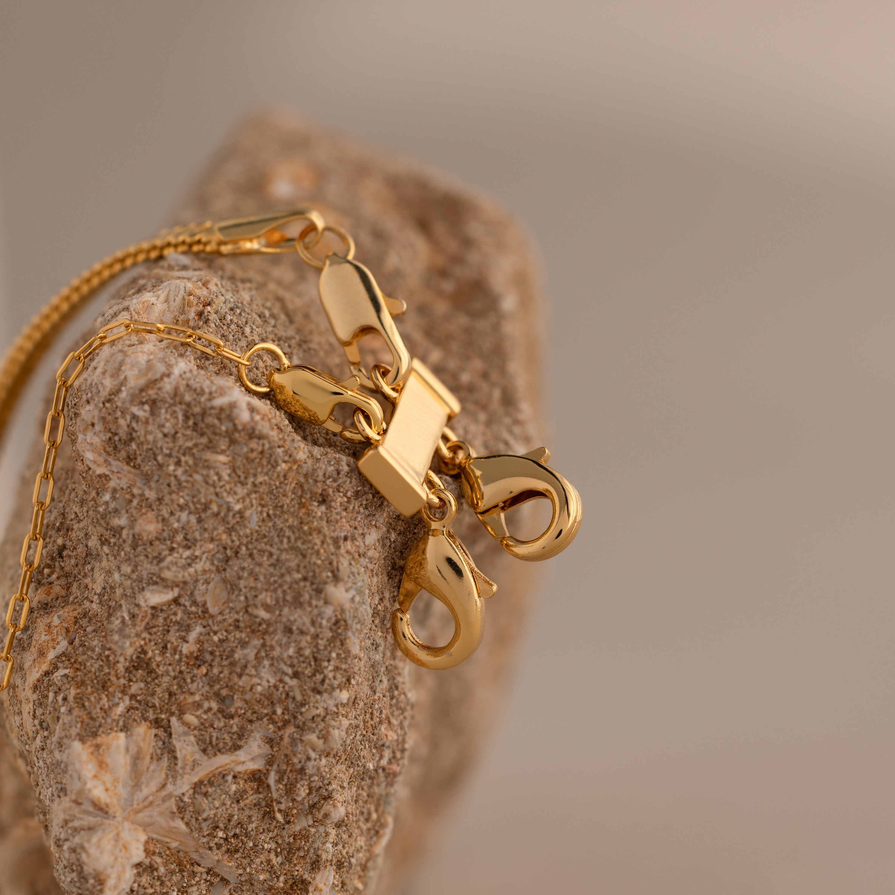 Double Layering Clasp