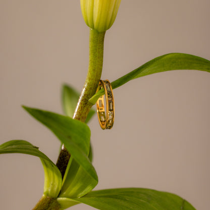 Peridot Inlay Eternity Ring