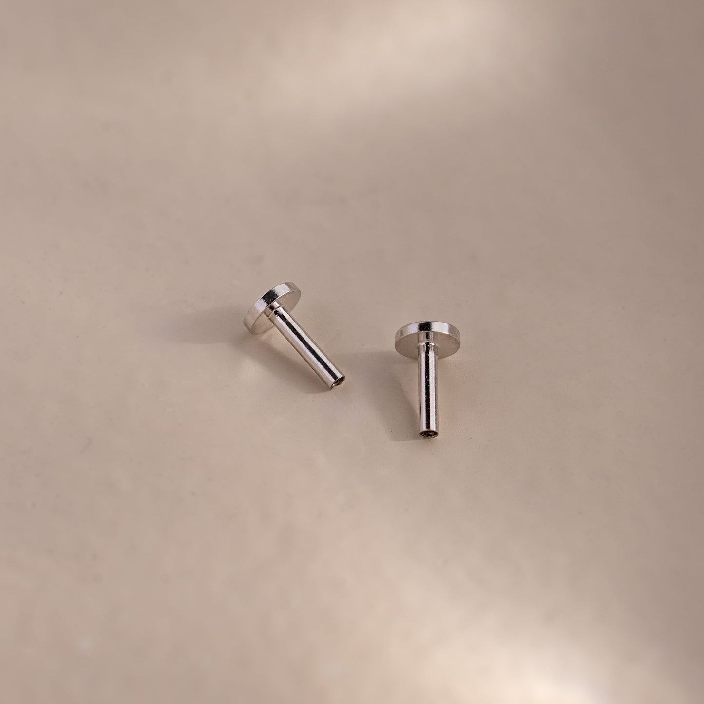 6mm Flatback Posts