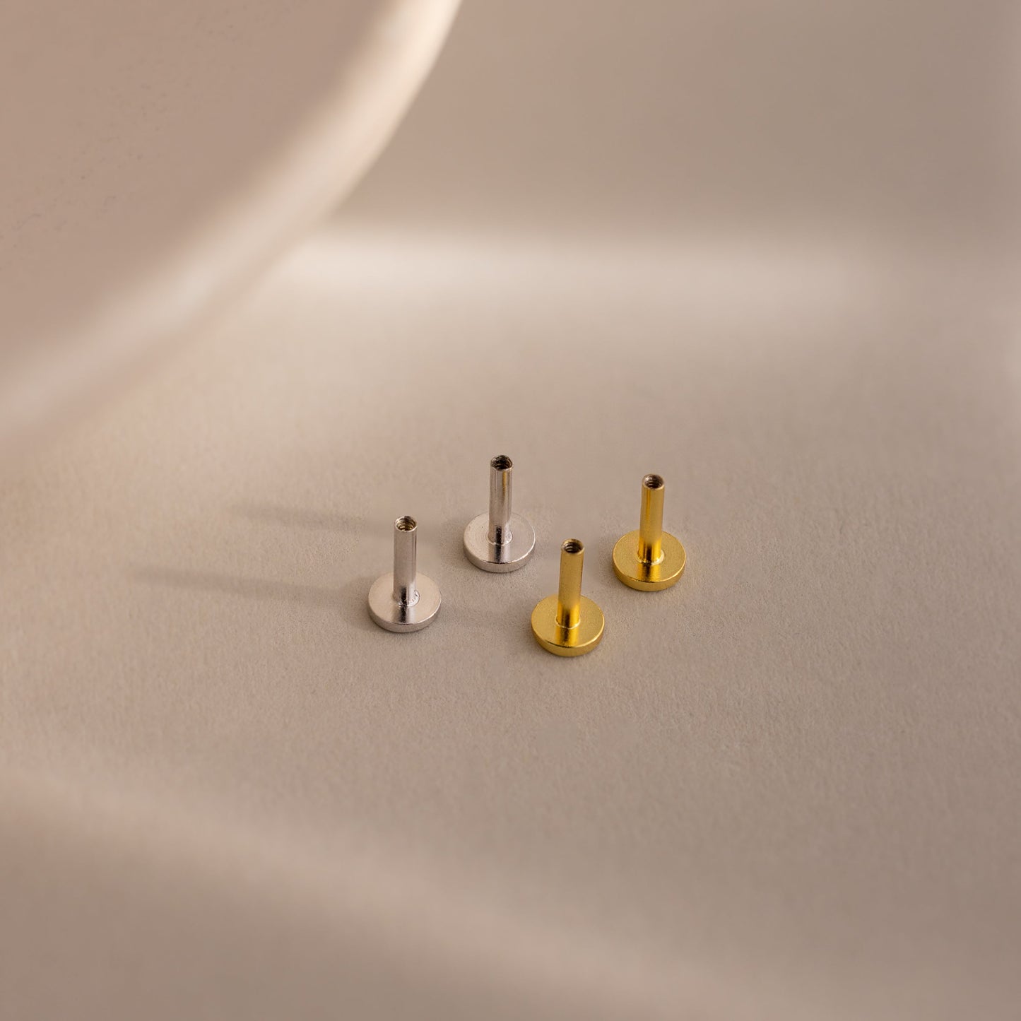 6mm Flatback Posts