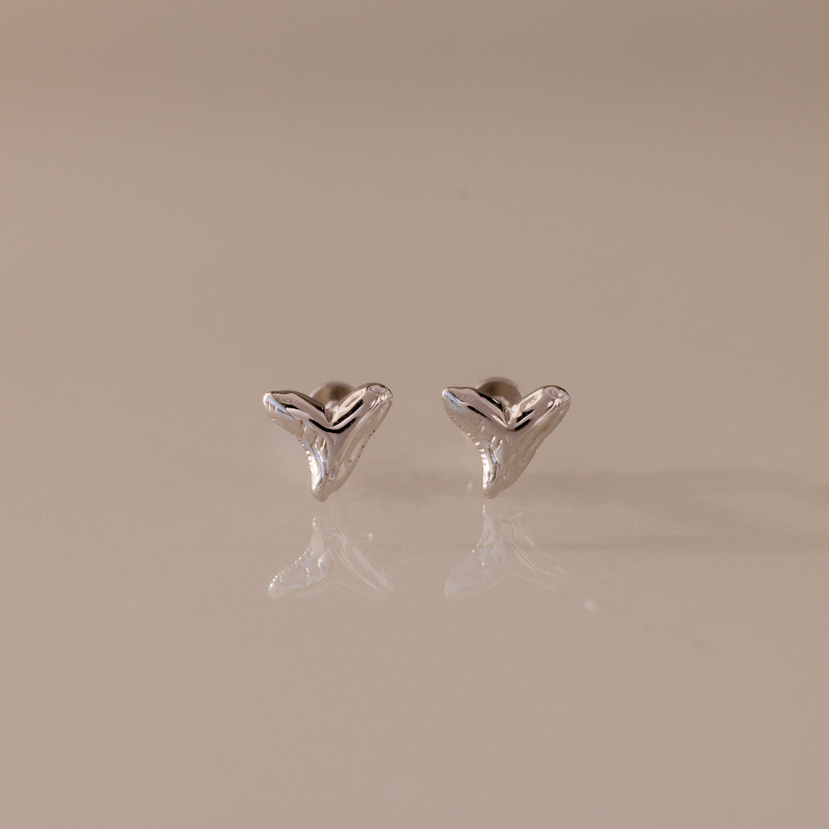 Shark Tooth Flatback Studs