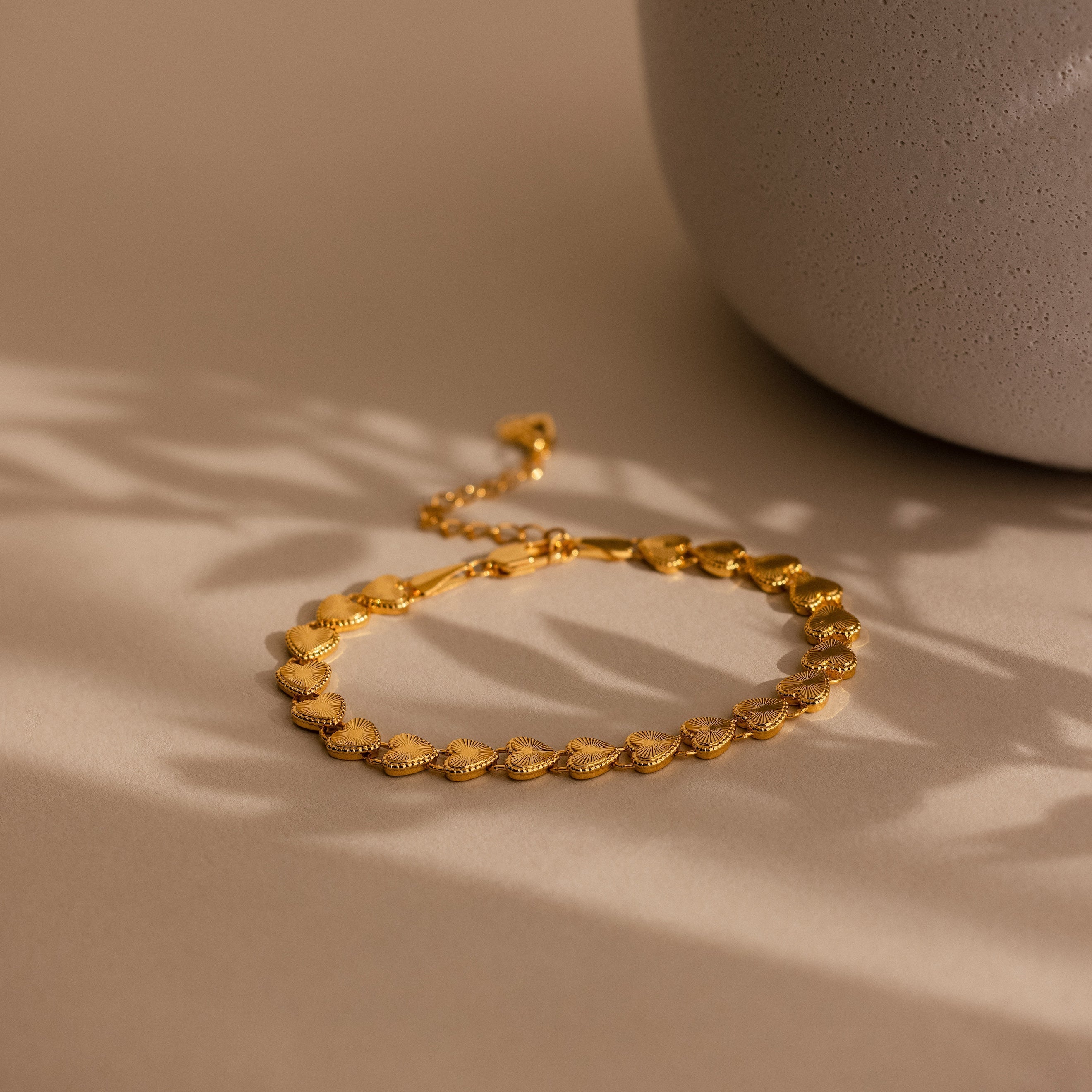 Ribbed Heart Link Bracelet