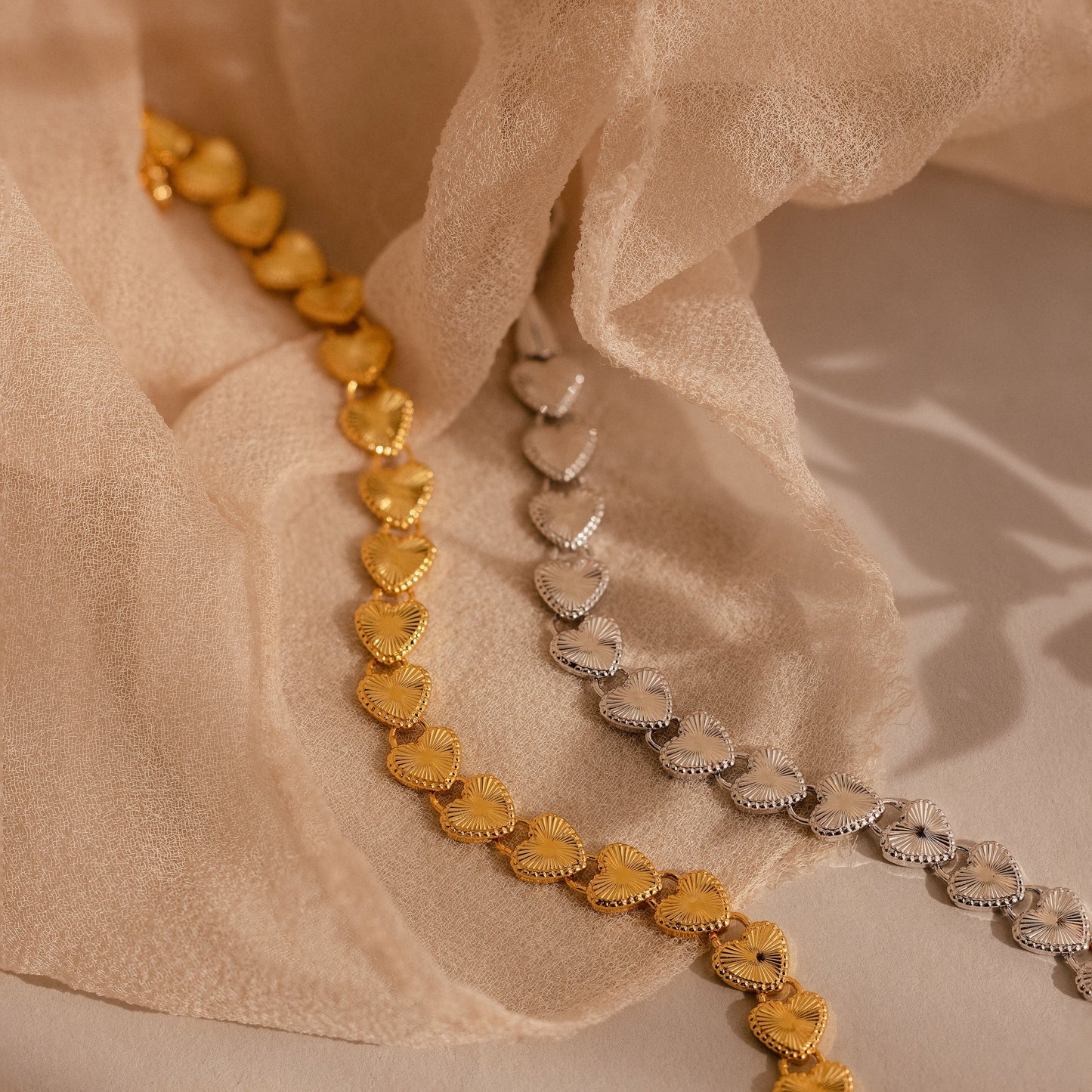 Ribbed Heart Link Bracelet