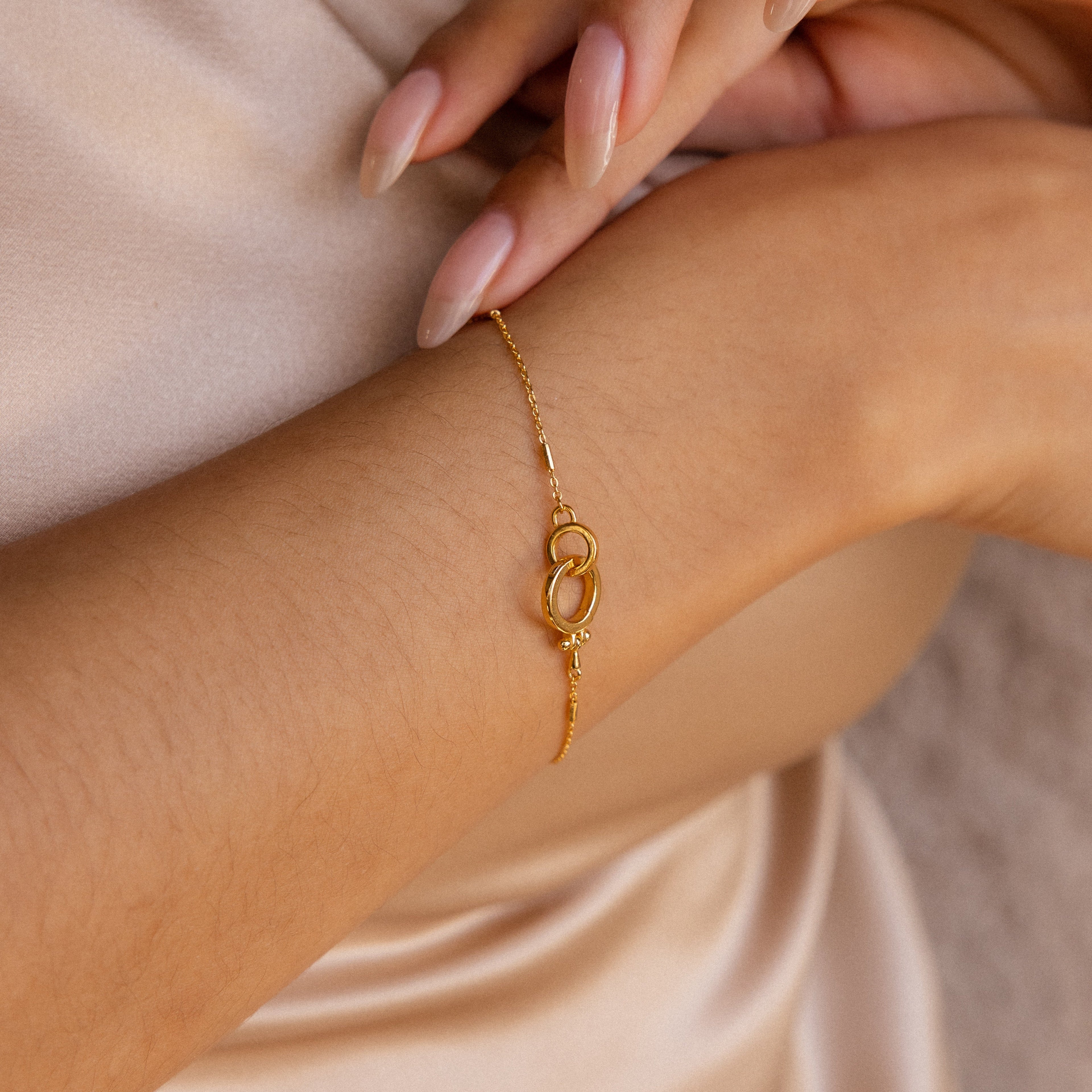 Hinged Circle Charm Bracelet
