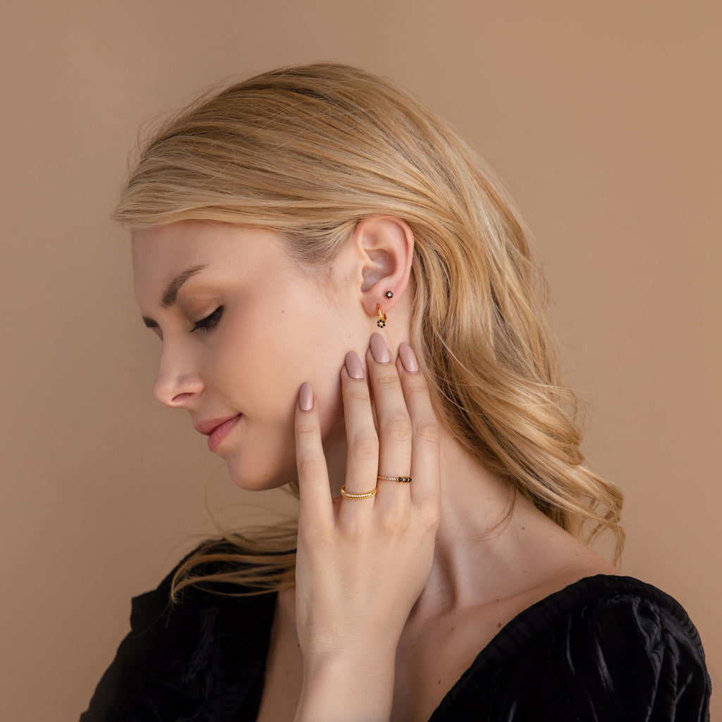 Onyx Flower Studs