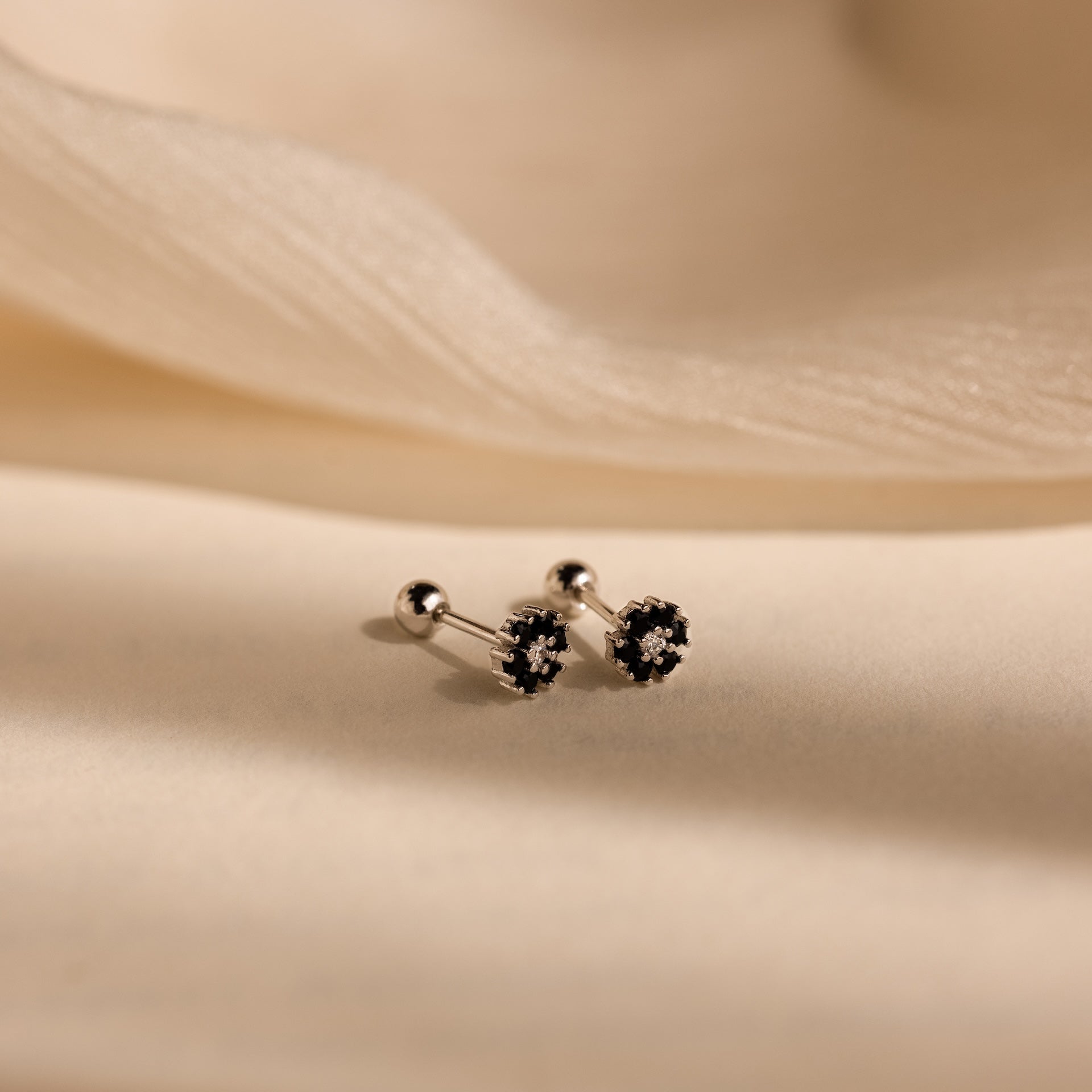 Onyx Flower Studs