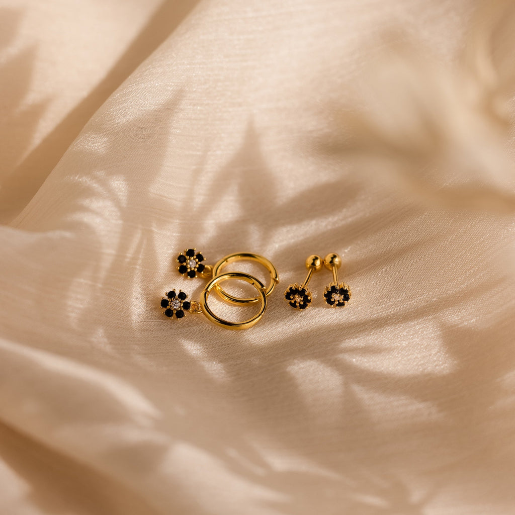Onyx Flower Studs