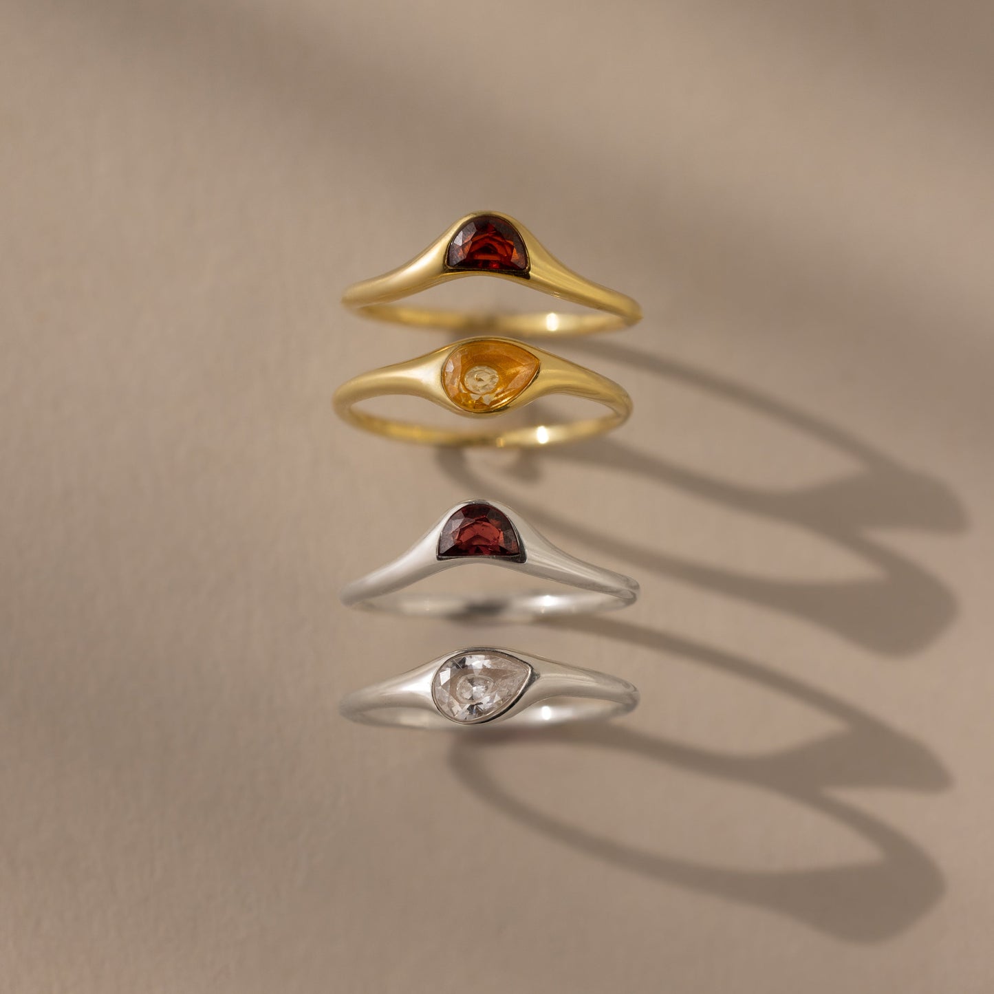 Sculpted Toi et Moi Ring Set