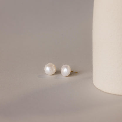 Bold Pearl Studs