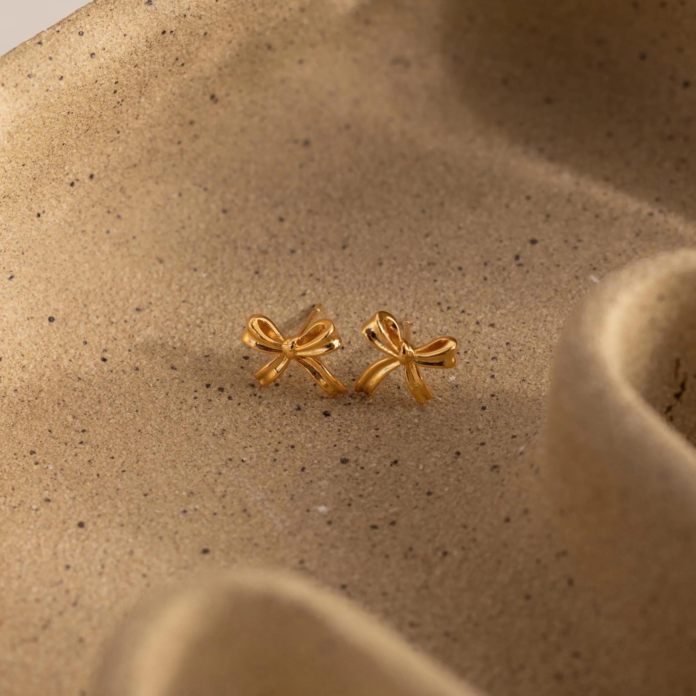 Bow Studs