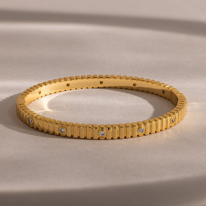 Ribbed Diamond Bangle