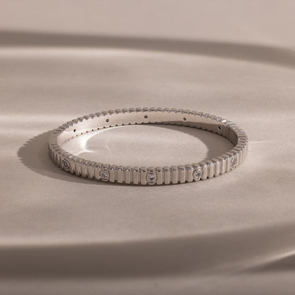 Ribbed Diamond Bangle