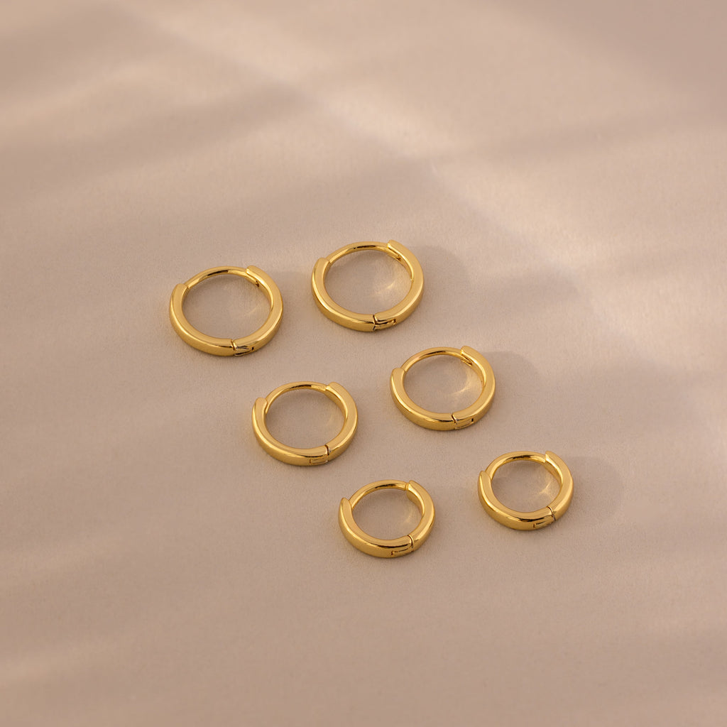 Dainty Huggies Set