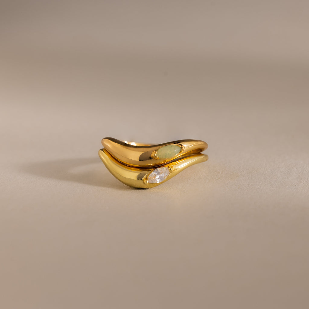 Zen Gemstone Curve Ring