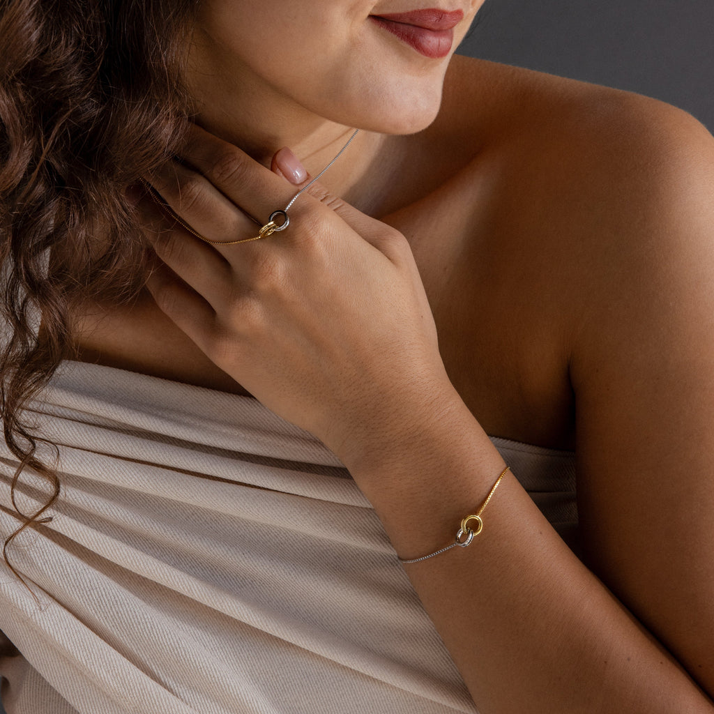 Interlocking Circles Necklace and Bracelet Set