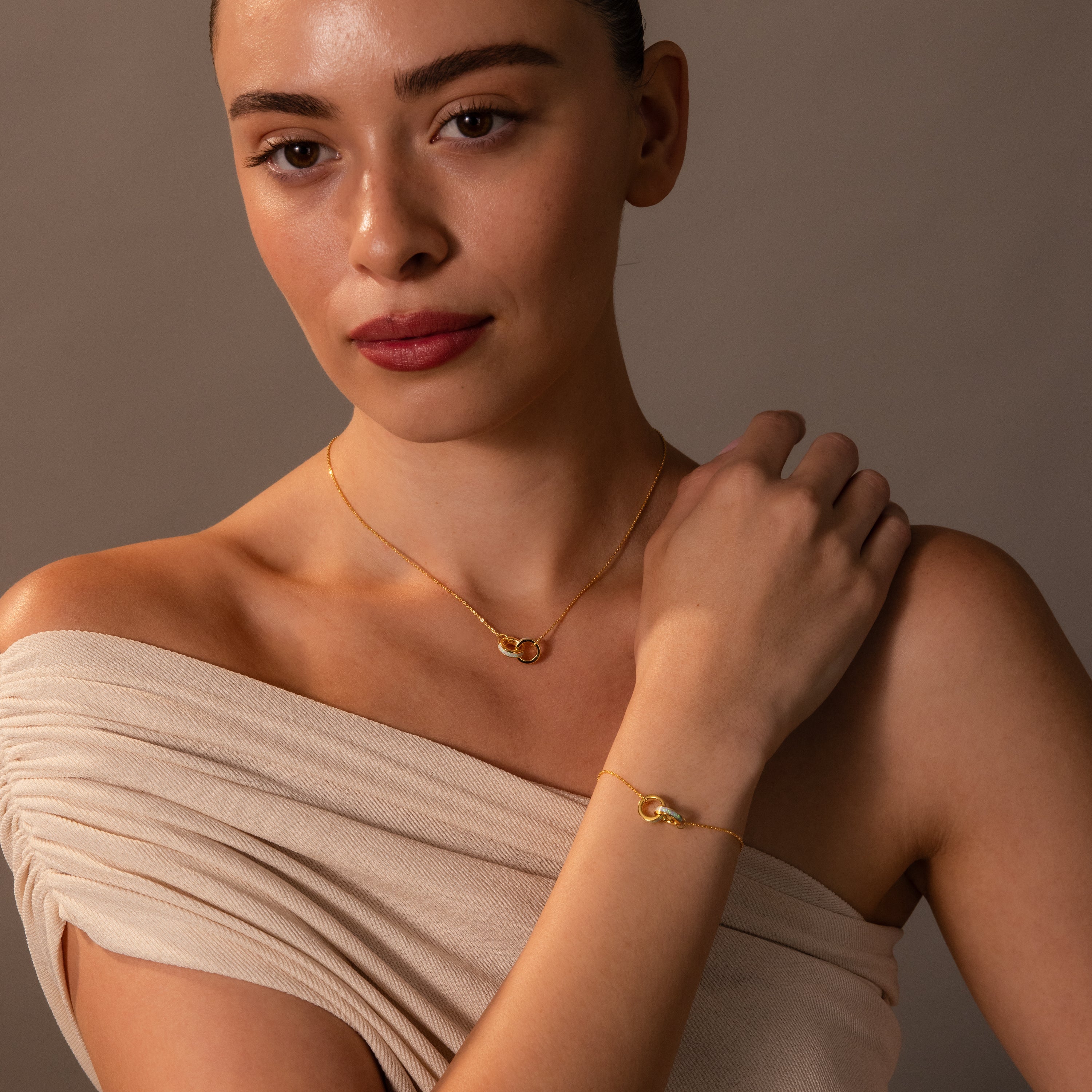 Interlocking Opal Inlay Necklace and Bracelet Set