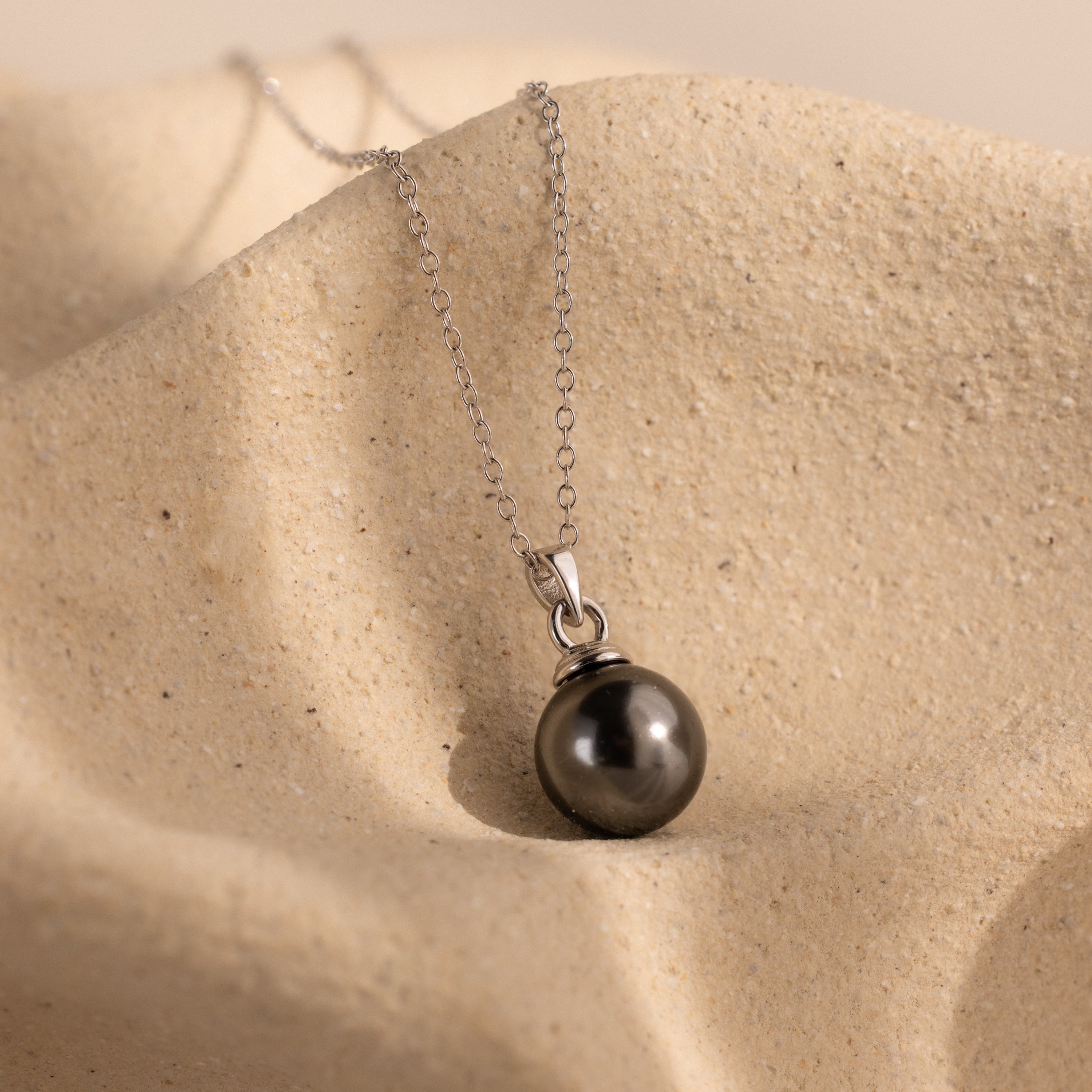 Midnight Pearl Necklace