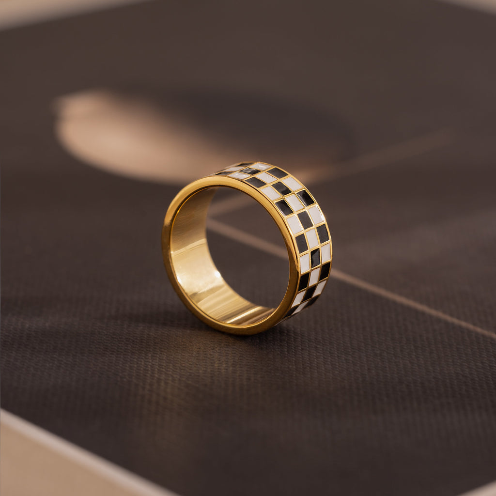 Thick Checkered Ring