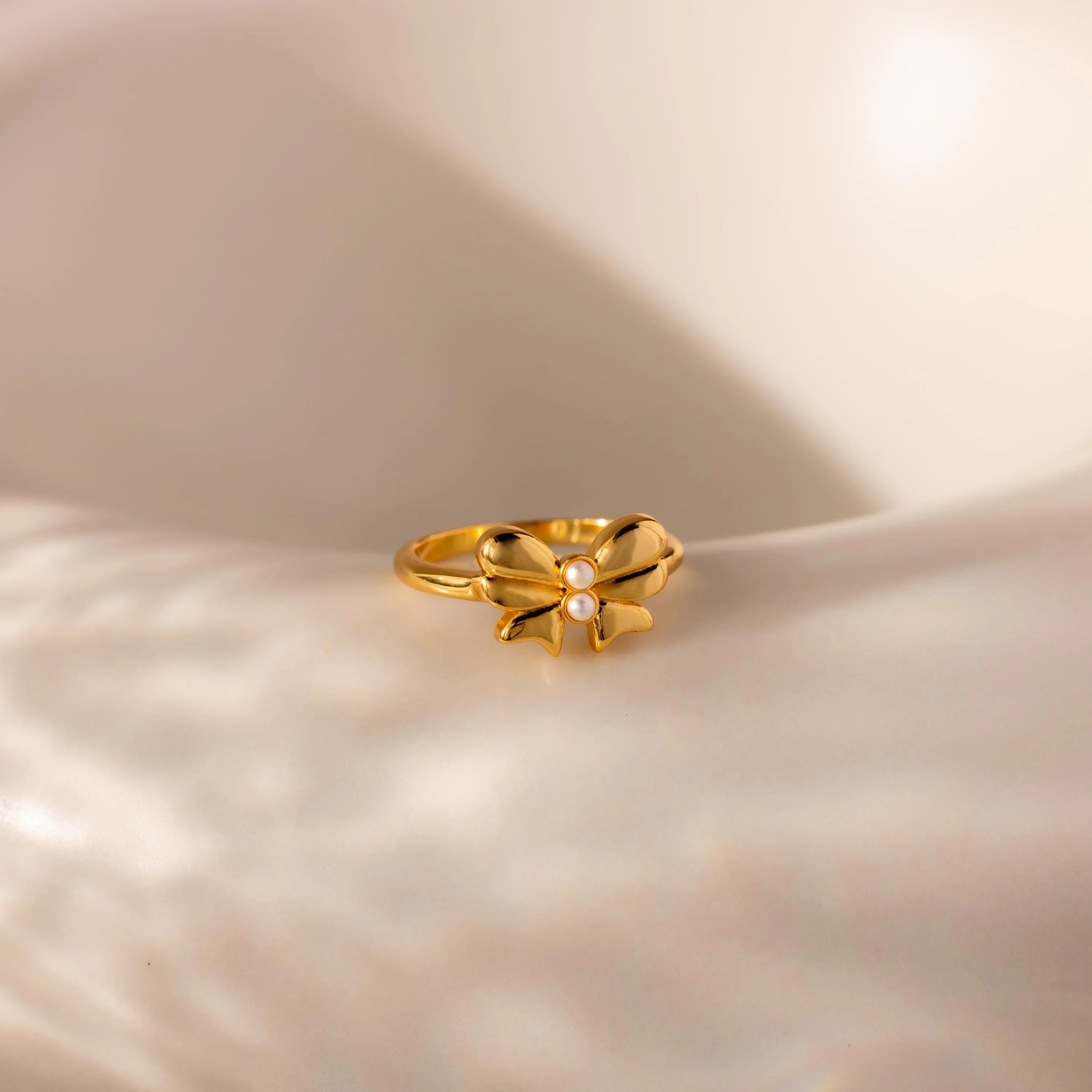 Bow Ring