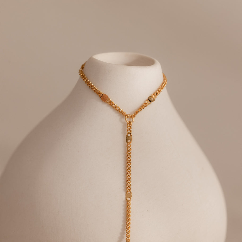 Star Curb Hand Chain Bracelet
