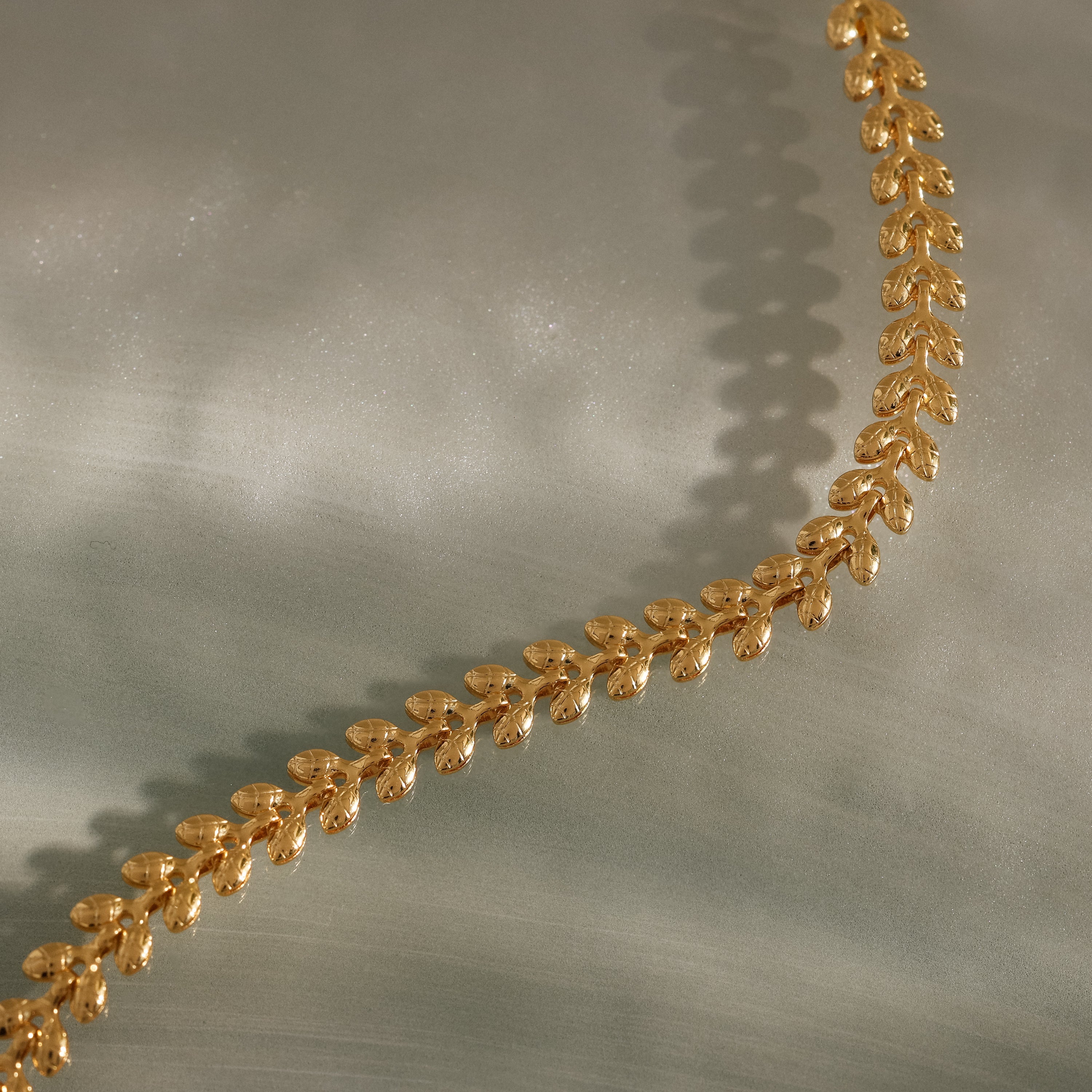 Fishtail Chain Bracelet