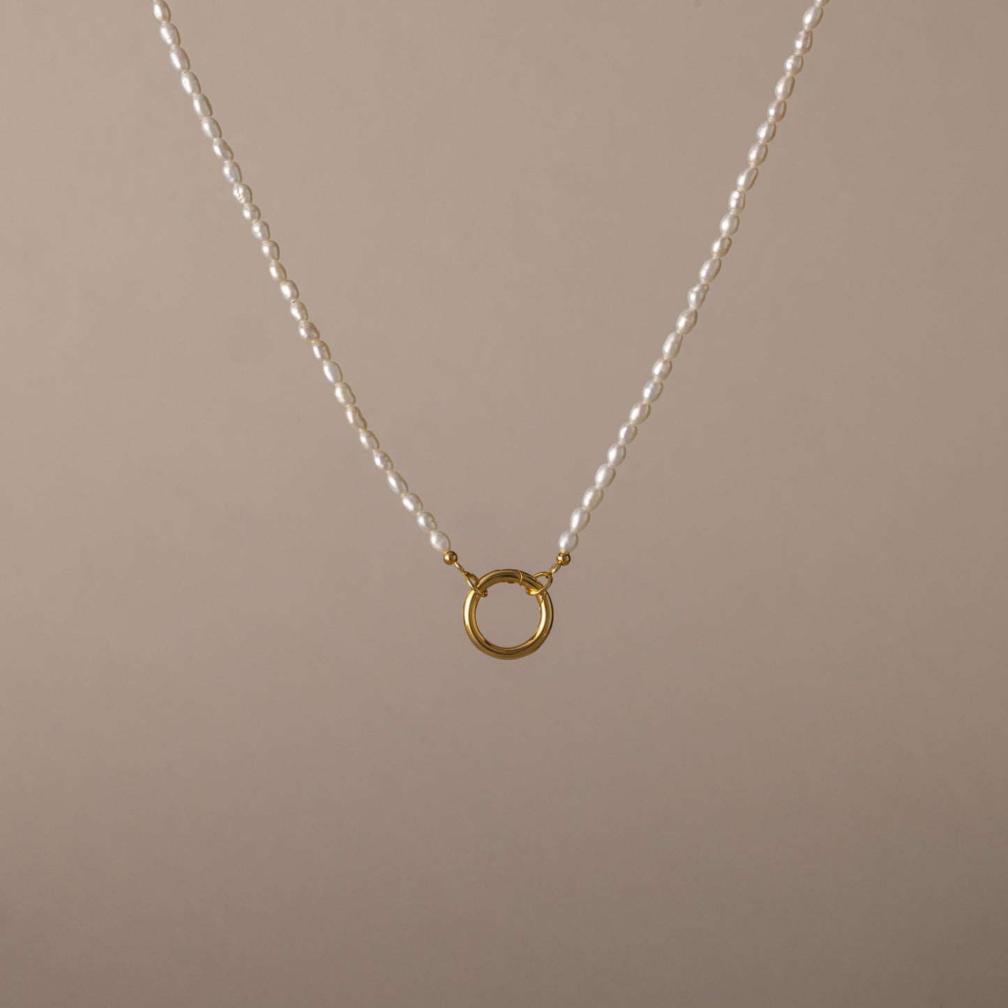 Pearl Chain Clasp Necklace
