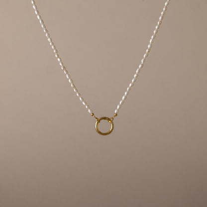Pearl Chain Clasp Necklace