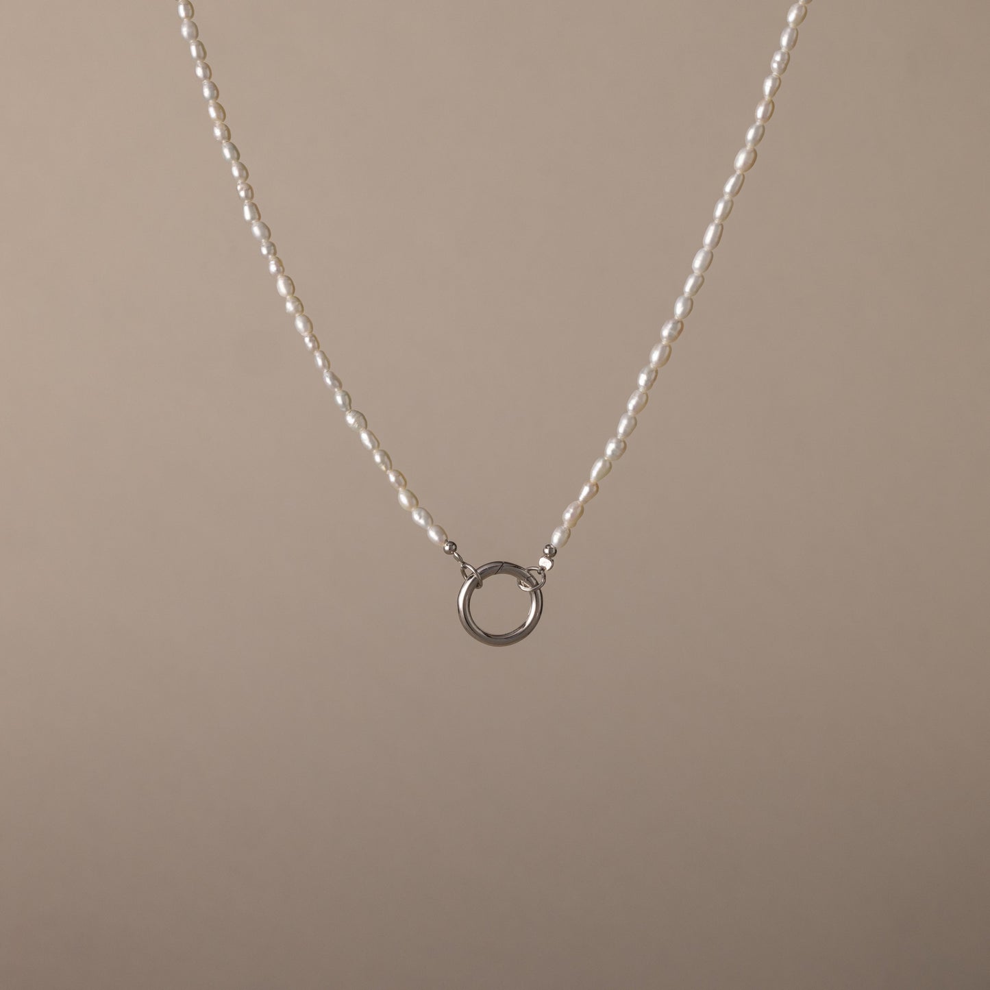 Pearl Chain Clasp Necklace