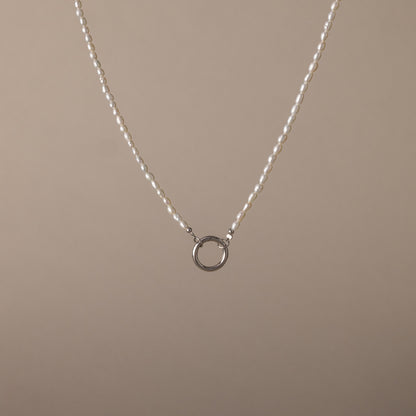 Pearl Chain Clasp Necklace