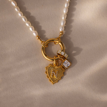 Pearl Chain Clasp Necklace