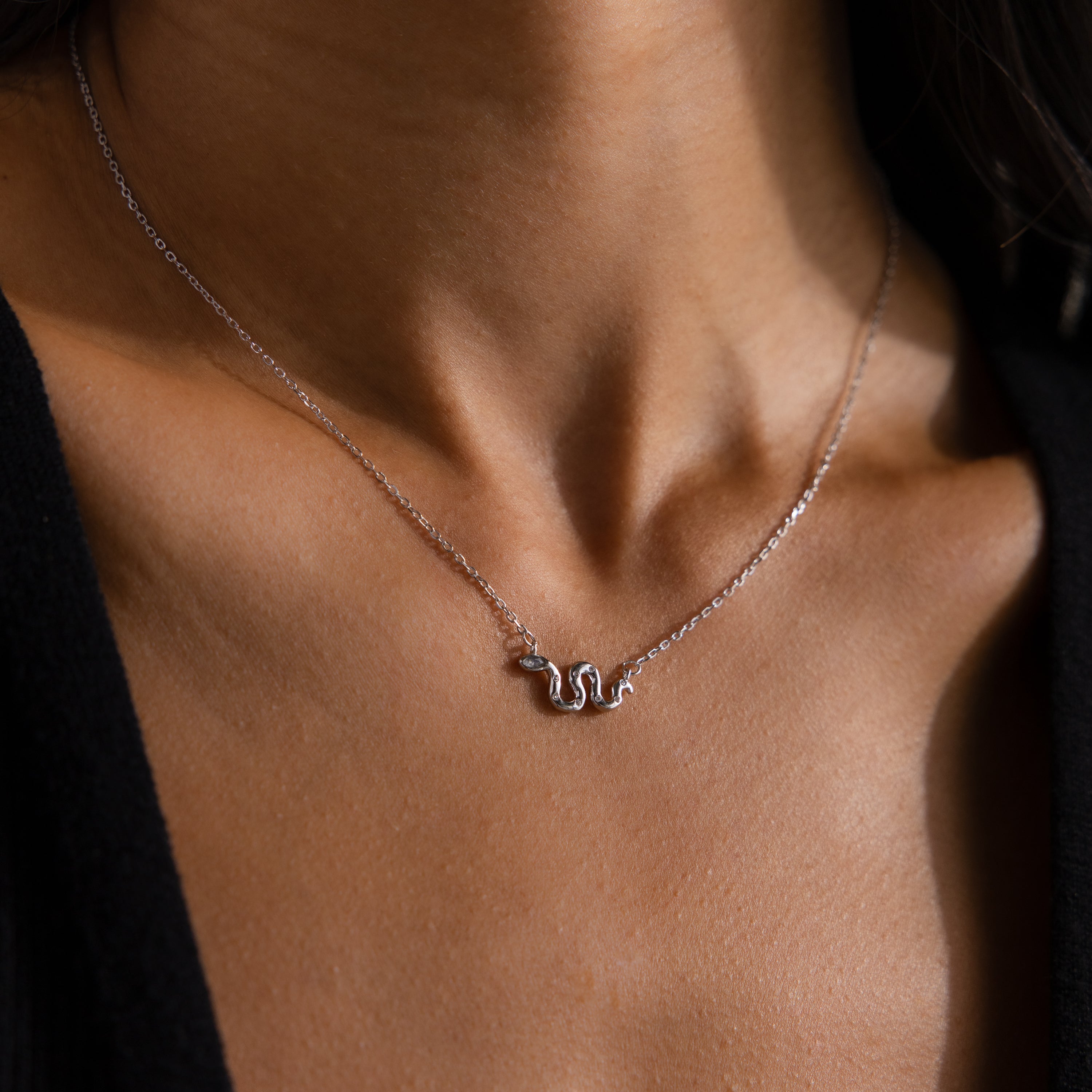 Dainty Viper Necklace