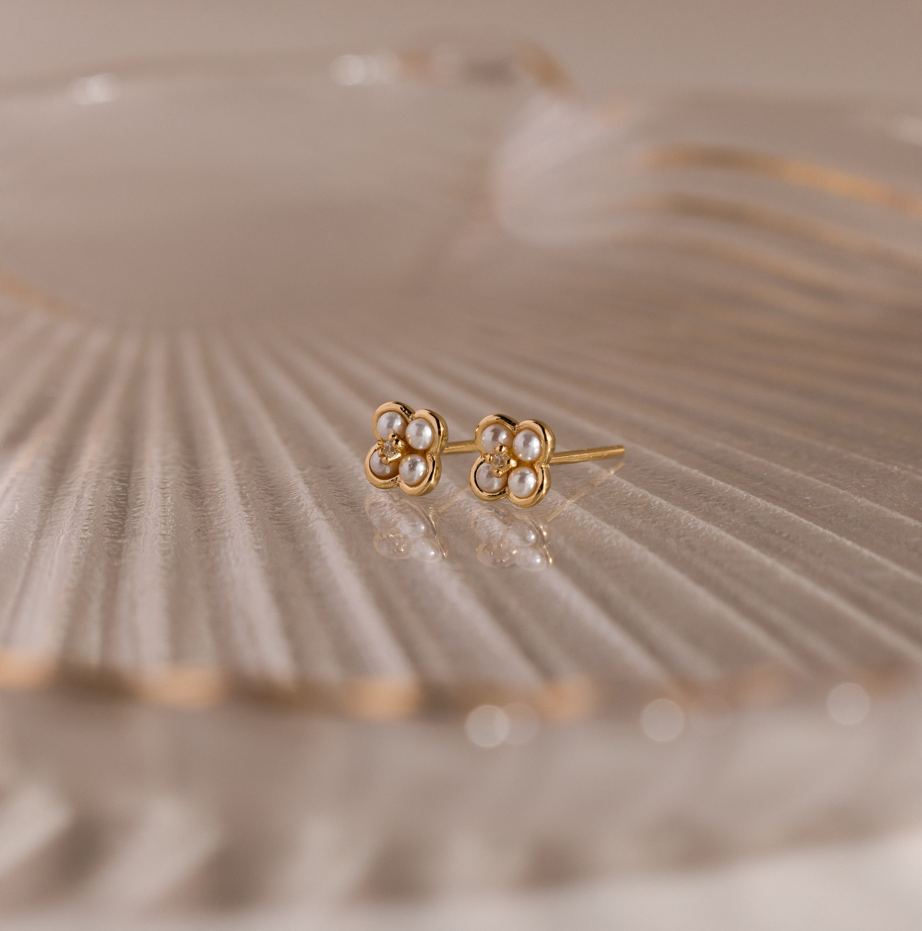 Rounded Pearl Flower Studs