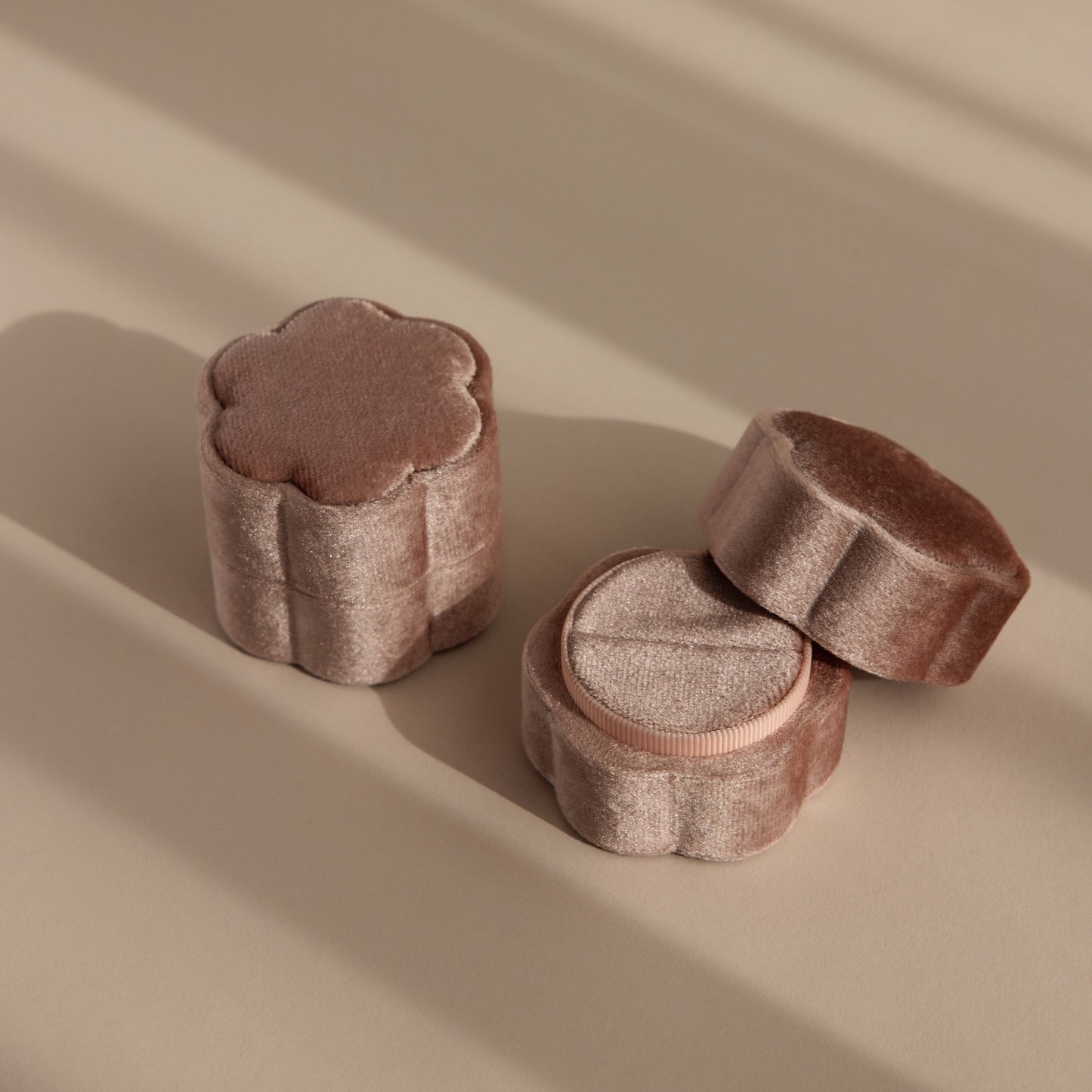 Flower Velvet Ring Box
