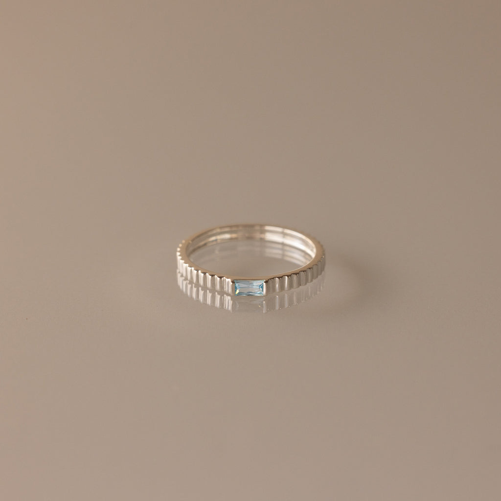 Dainty Ribbed Birthstone Ring
