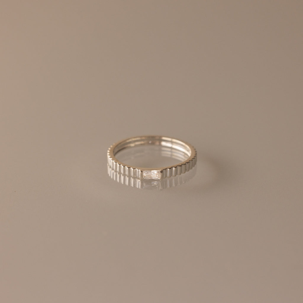Dainty Ribbed Birthstone Ring