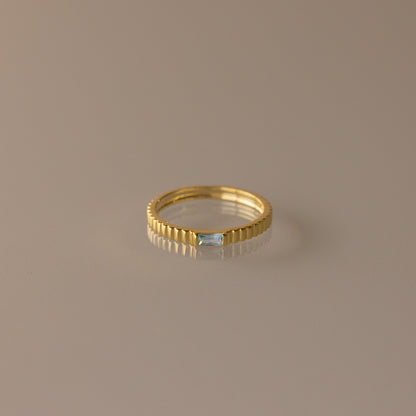 Dainty Ribbed Birthstone Ring