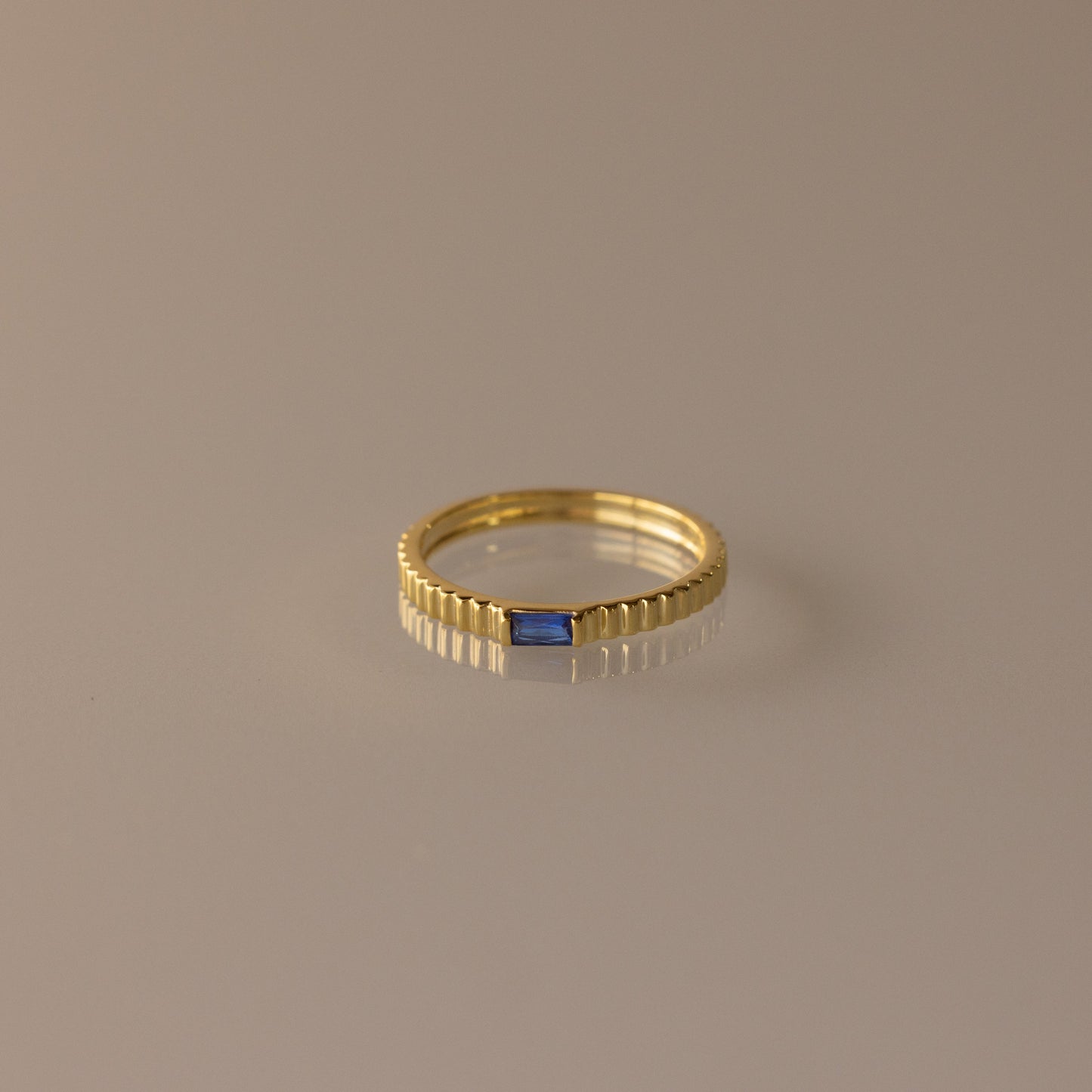 Dainty Ribbed Birthstone Ring