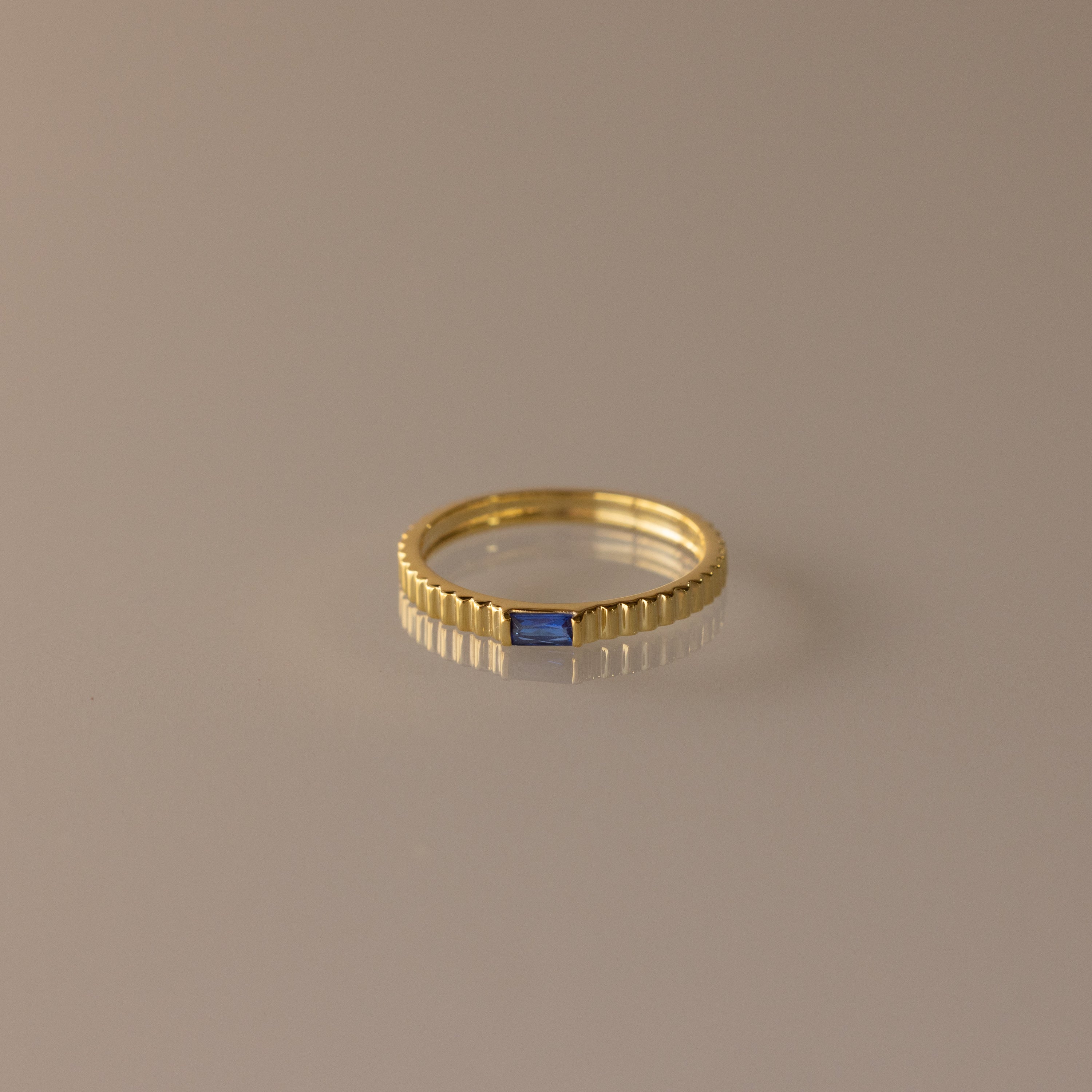 Dainty Ribbed Birthstone Ring